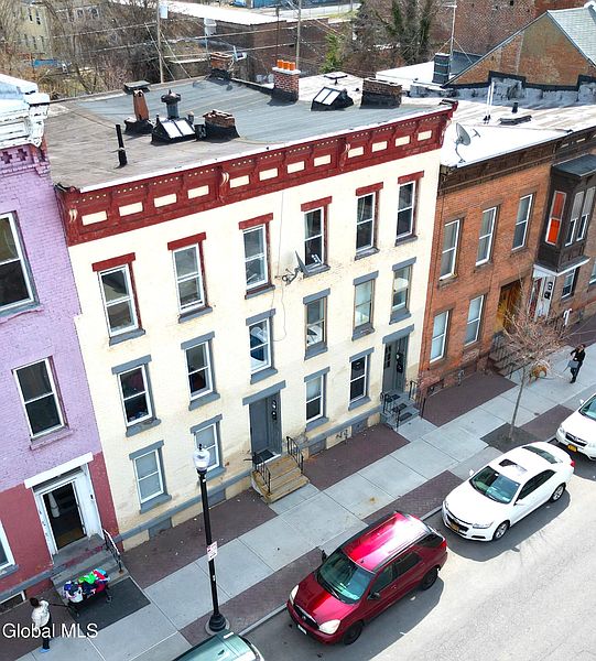 4th image of 278-280 4th Street
