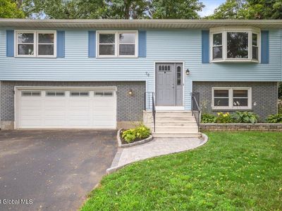 76 Oakwood Drive, Albany, NY, 12205