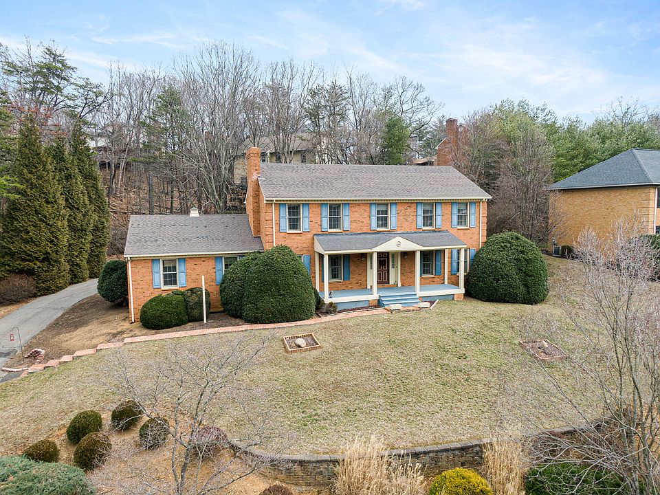 1st image of 5017 Meadow Creek Dr