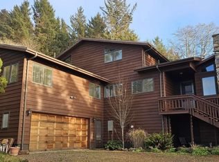 635 Radar Rd, Yachats, OR 97498