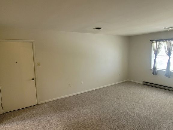 5th image of 98 Herman Ave #11394341