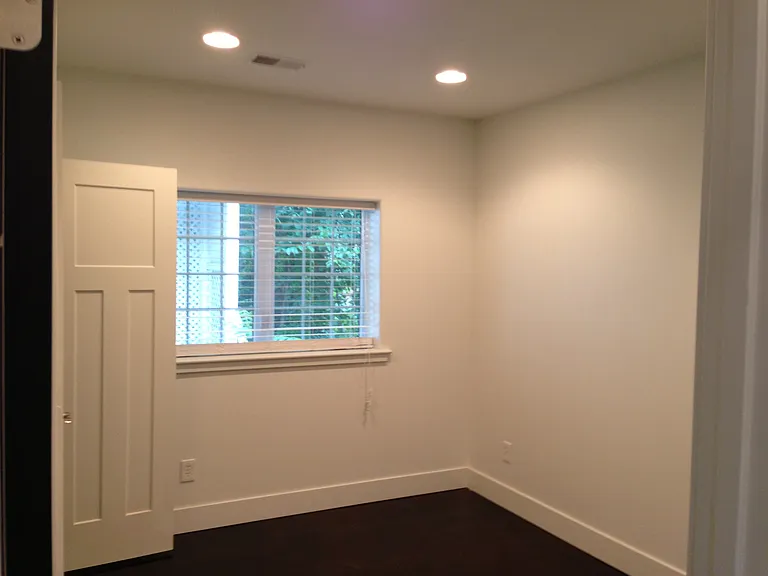 120 Eastern Ave SE #1 — Photo 7