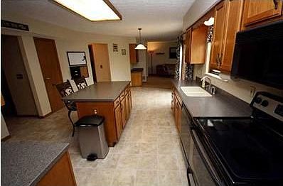 5th image of 776 Oaksedge Dr
