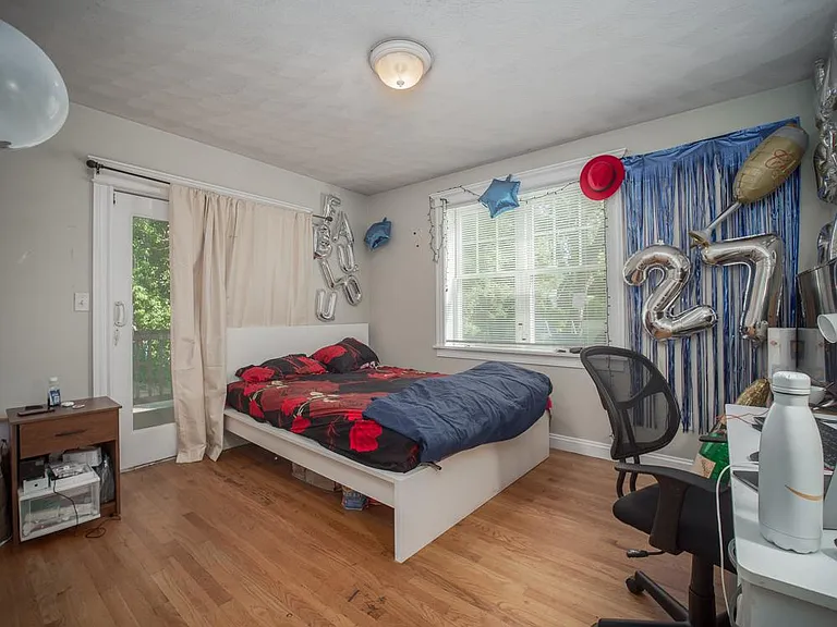 145 Murdock St #1 — Photo 15