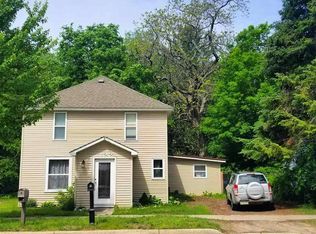 122 S Bridge St, Bellaire, MI 49615