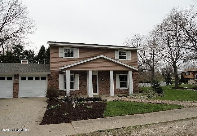 1st image of 1421 Water Ct