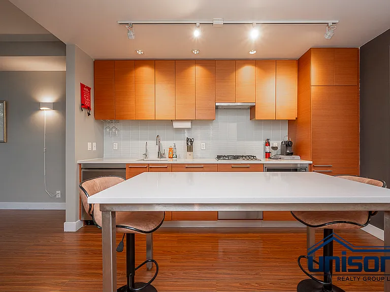 222 S Riverfront Ave SW #251 — Photo 28