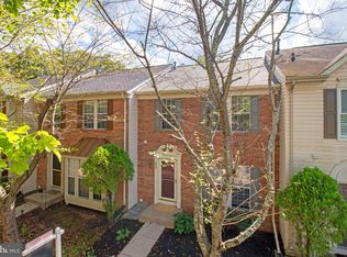 6907 Ridge Water Ct, Centreville, VA 20121