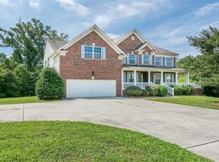 7541 Chasewater Dr, Harrisburg, NC 28075