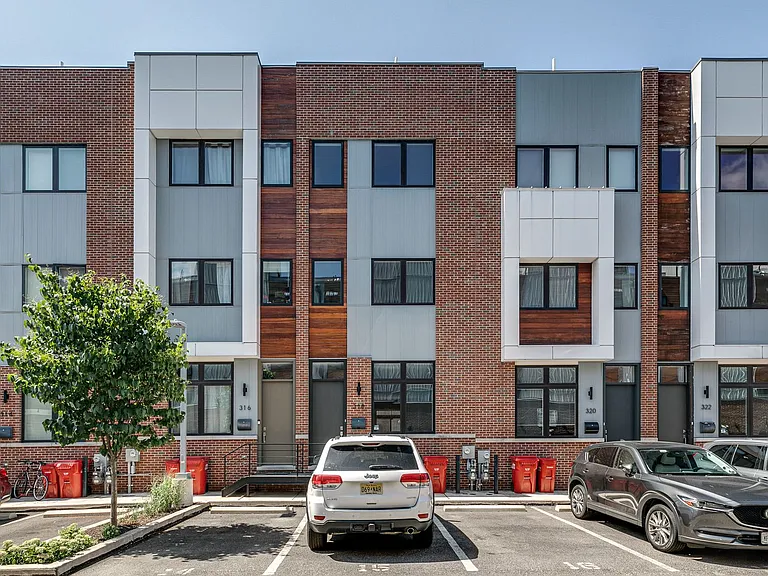 326 Potts Pl — Photo 30