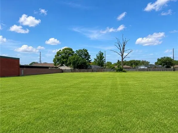 3108 Barataria Blvd, Marrero, LA 70072