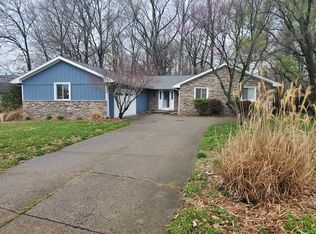 5367 Oakwood Dr, Newburgh, IN 47630