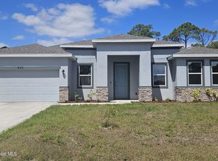450 Tunis Rd SW, Palm Bay, FL 32908