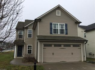 5616 Misty Hill Cir, Clemmons, NC 27012