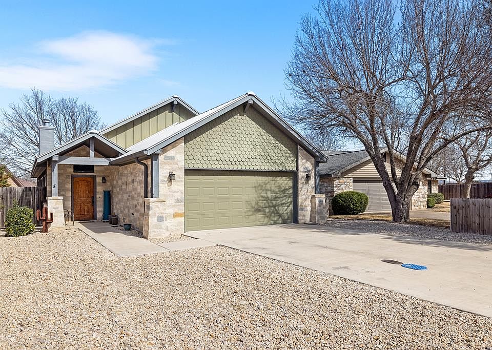 1st image of 2512 Rogers Cir