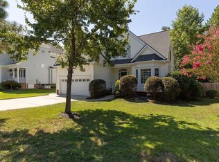 1412 Stone Lion Dr, Fuquay Varina, NC 27526