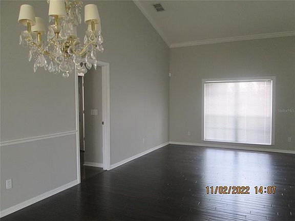 2nd image of 1155 Lexington Pkwy