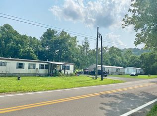 979 Hawk Hwy, Lost Creek, WV 26385
