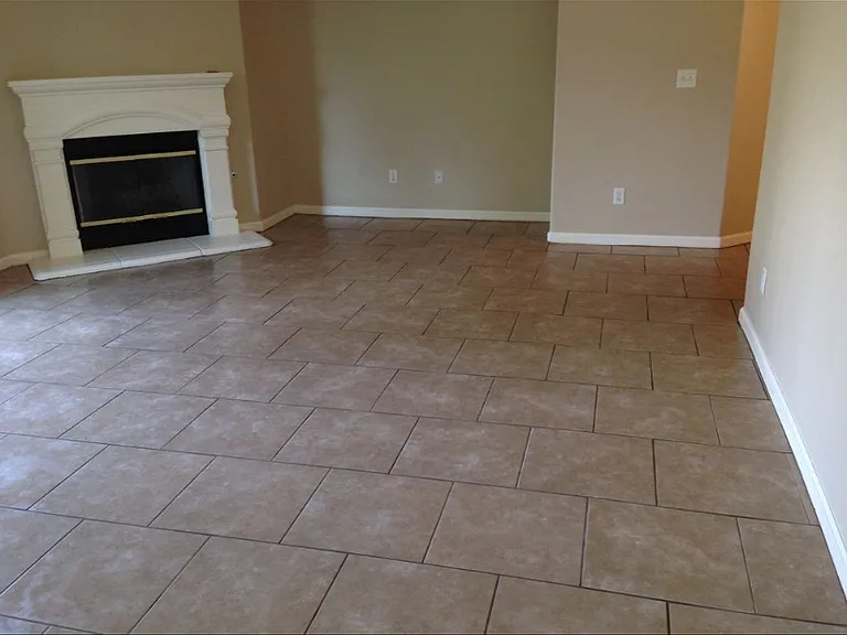 1268 Hillcrest St — Photo 6