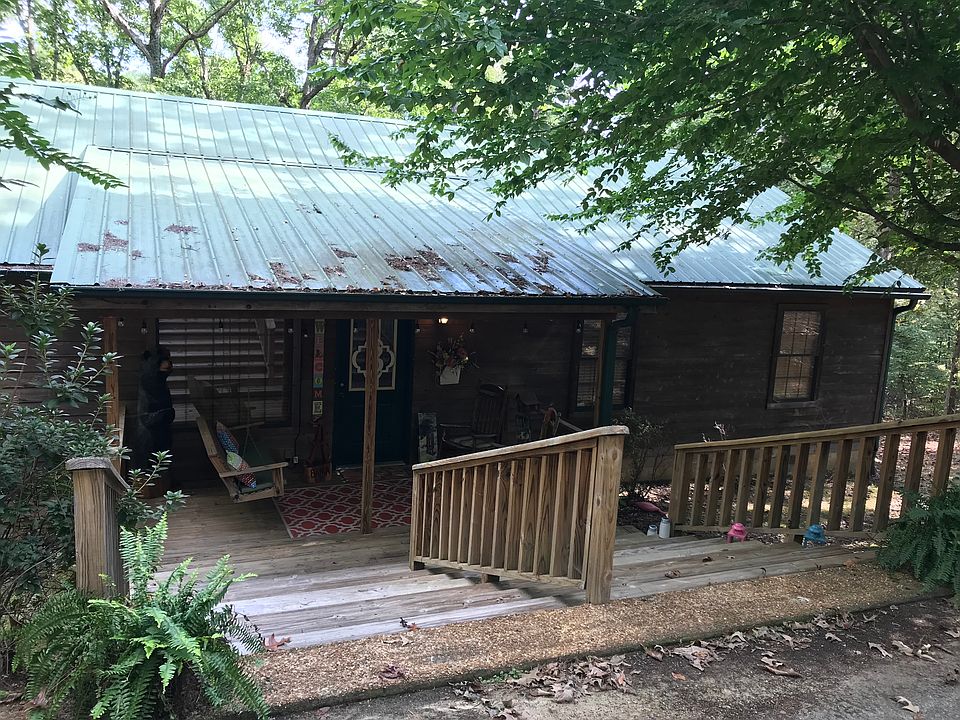 stairs and porch in front