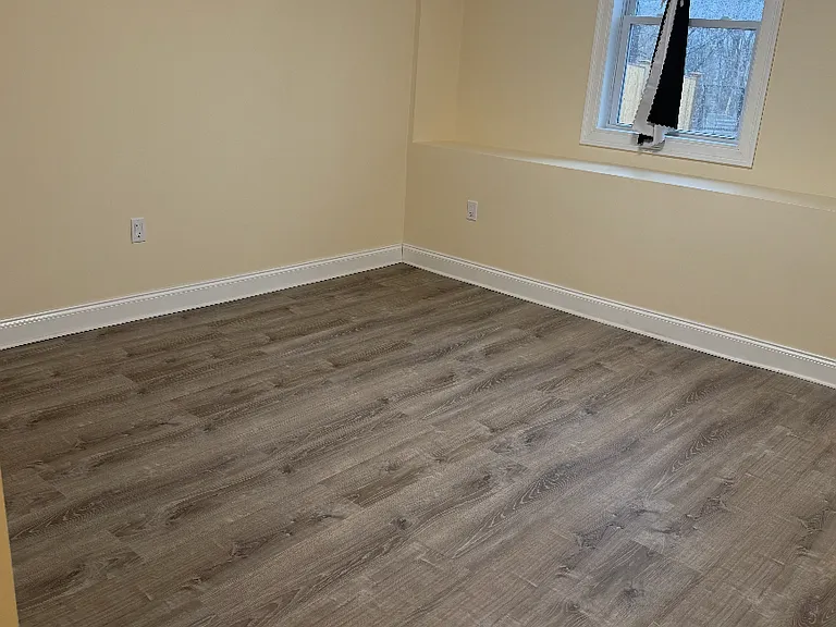 129 North Ave — Photo 5