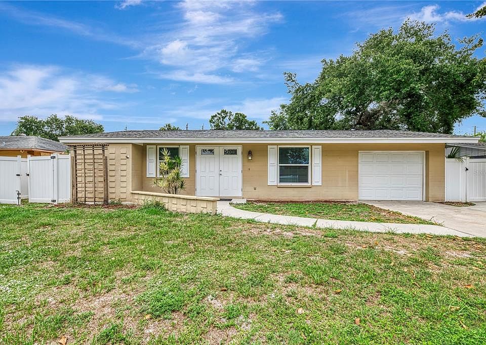 1st image of 1110 CARMELLA CIRCLE