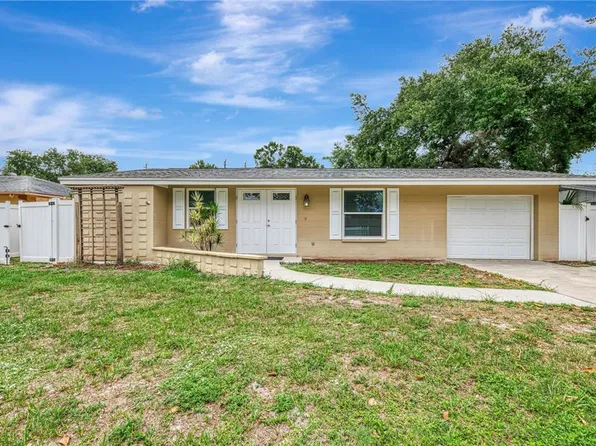 1110 Carmella Cir, Sarasota, FL 34243