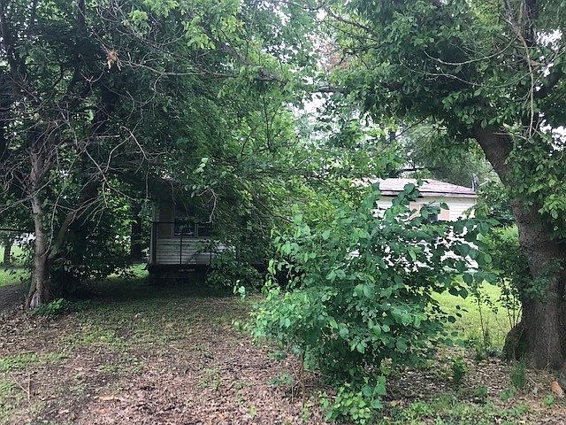 2nd image of 104 Normac Ave