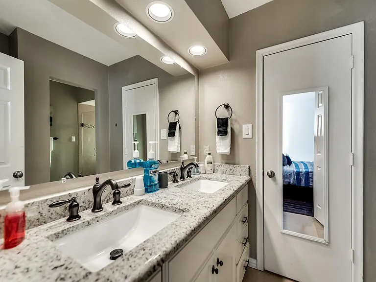 16095 Longvista Dr — Photo 19