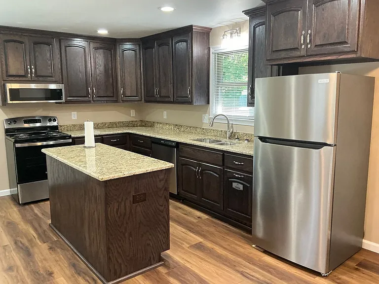 275 Attaway Rd — Photo 5