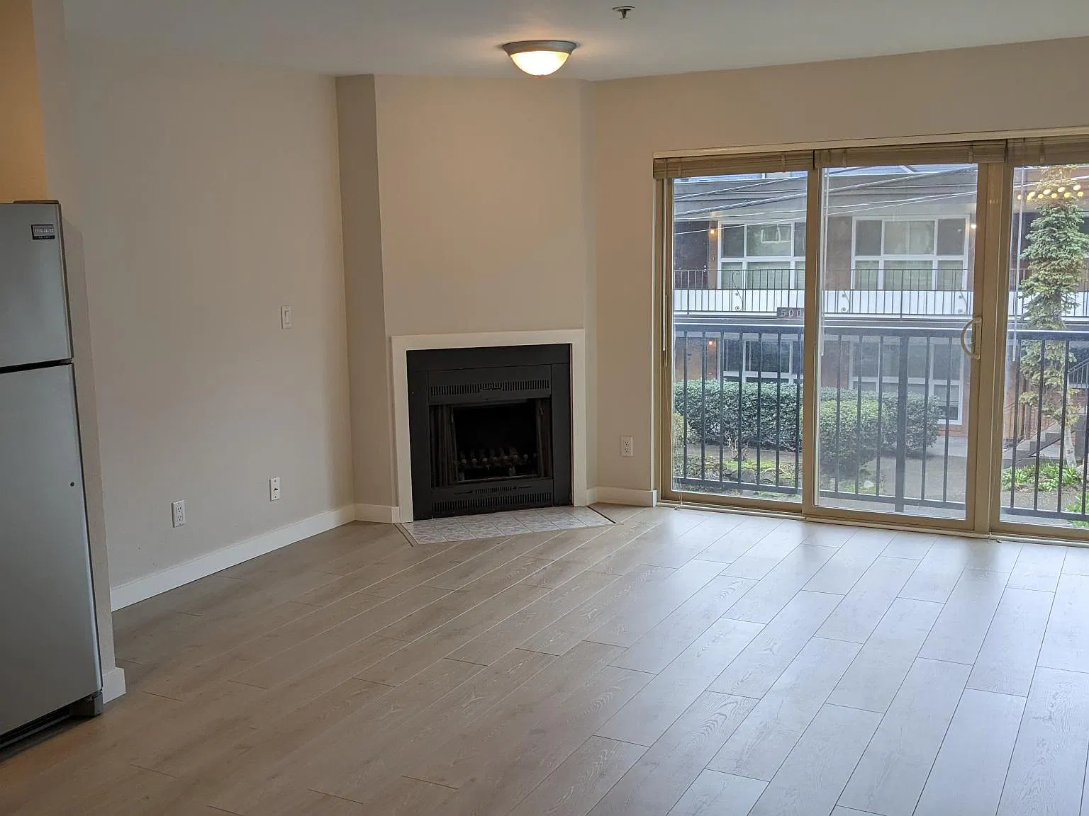 Studio, 475 sqft, $1,650 — Photo 2