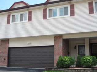 6823 Chelsea Rd, Tinley Park, IL 60477