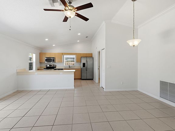 5th image of 4381 SW Appleseed Road