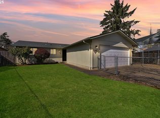 468 55th St, Springfield, OR 97478