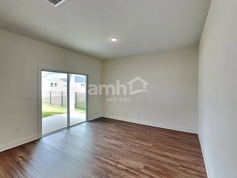 2970 Rolling Acres Rd — Photo 5