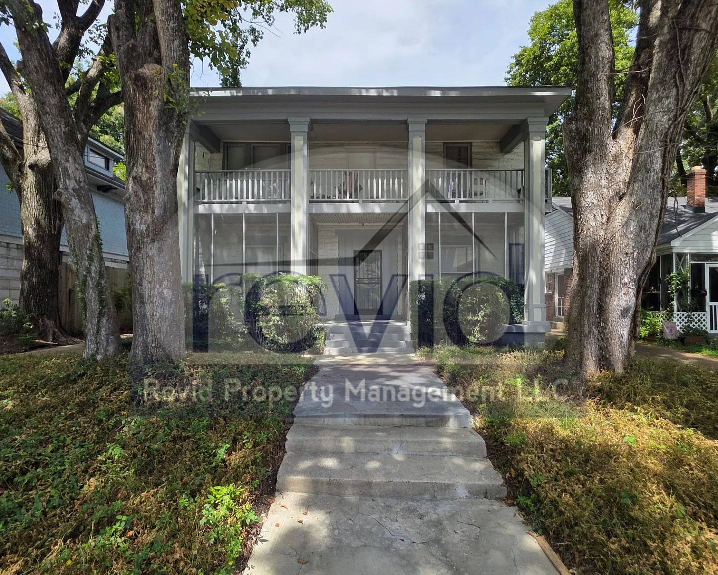 1742 Lawrence Ave — Photo 3
