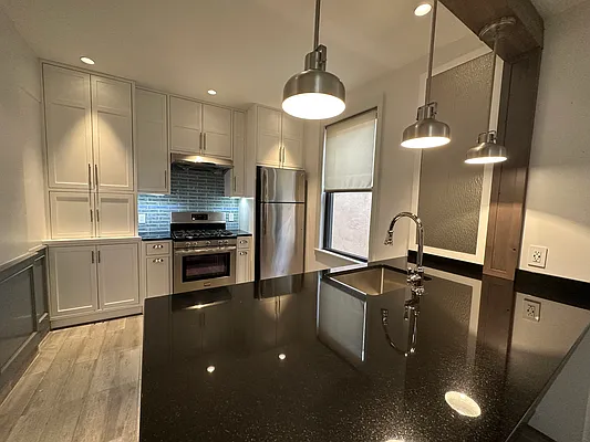 Rented by Onyx | media 4