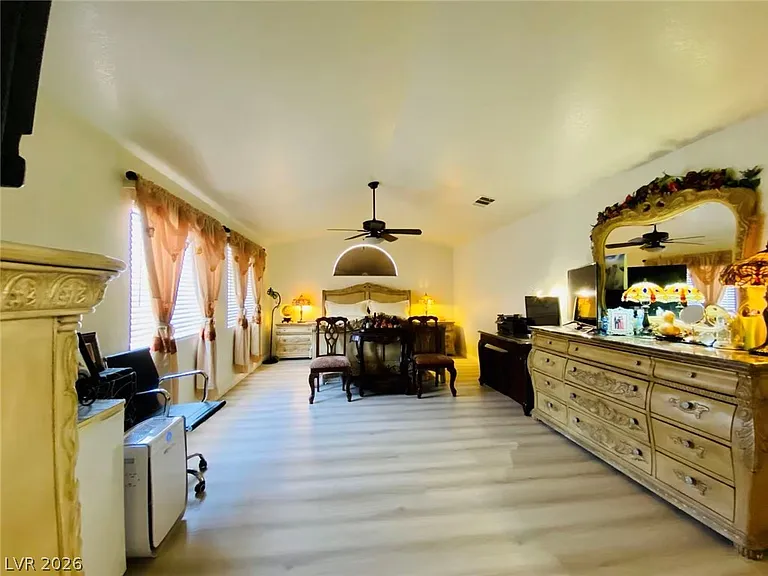 6576 Moonshadow Cir — Photo 9