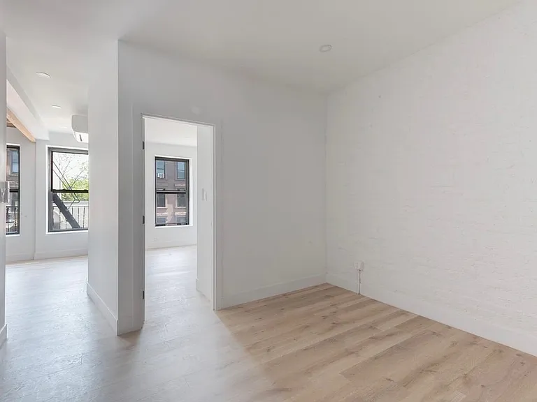 180 5th Ave #1 — Photo 7