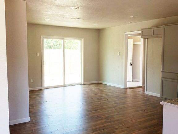 4th image of 4527 Norris Valley Dr