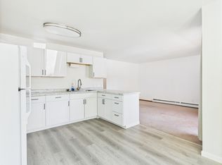 706 Ouida Way APT 4, North Pole, AK 99705