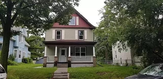 1st image of 1418 Girard Ave N