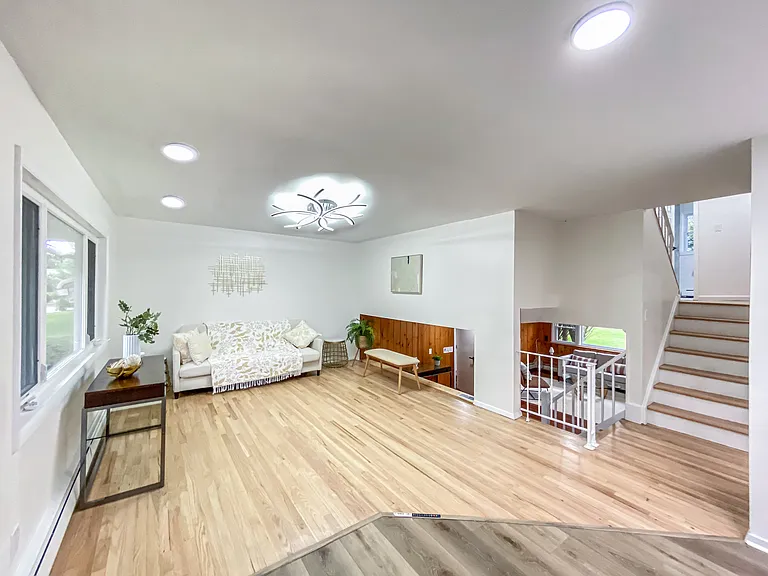 1 Herrick Dr — Photo 26