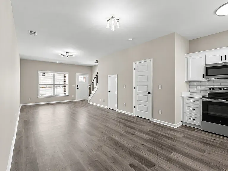53 Living Rd — Photo 7