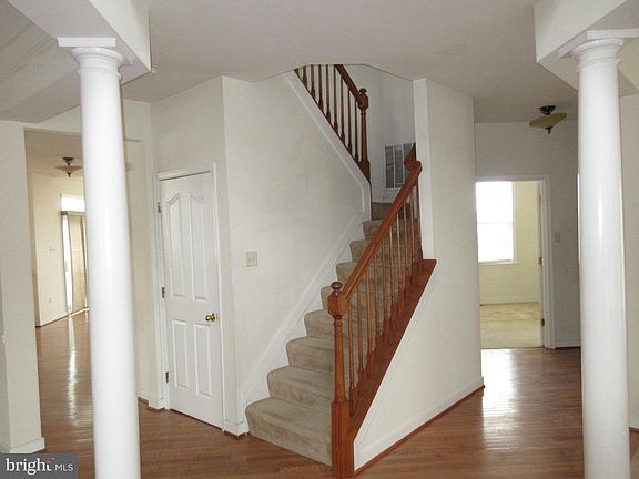 4th image of 7604 Pinewild Rd