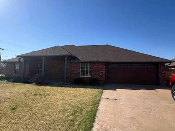 1216 Wendy Ln, Altus, OK 73521
