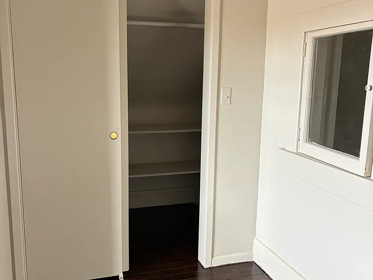 5636 S 19th St — Photo 32
