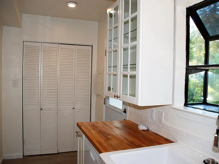 Tamalpais Avenue 52 — Photo 8