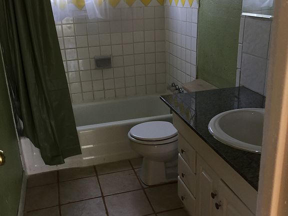 5th image of 409 39th St
