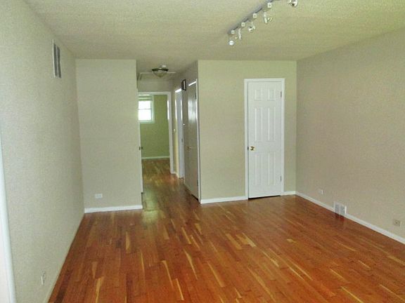 3rd image of 1517 N 32nd Ave